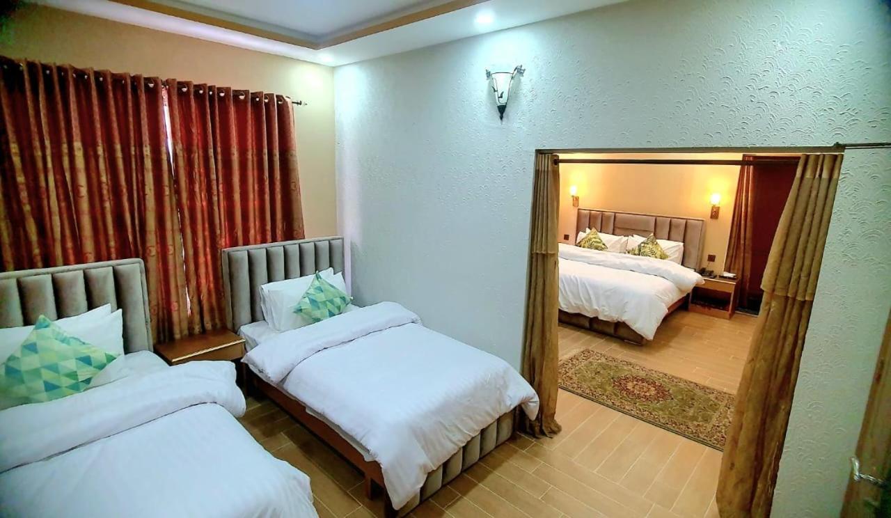 Royal Hotel Naran Exterior photo